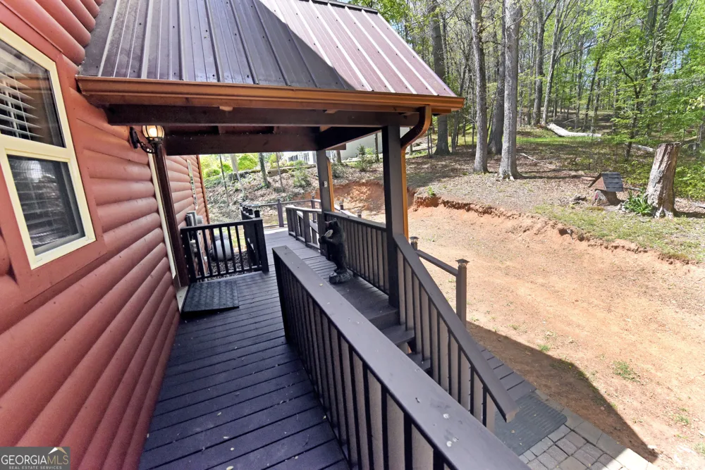 1929 Lakeview Summit DR Young Harris, GA 30582