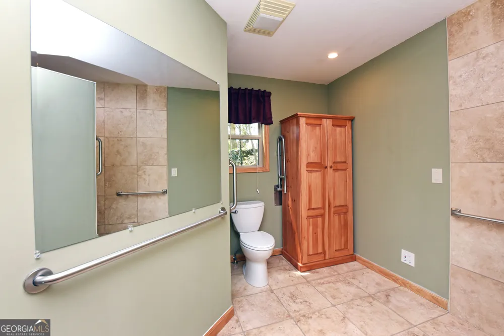 1929 Lakeview Summit DR Young Harris, GA 30582