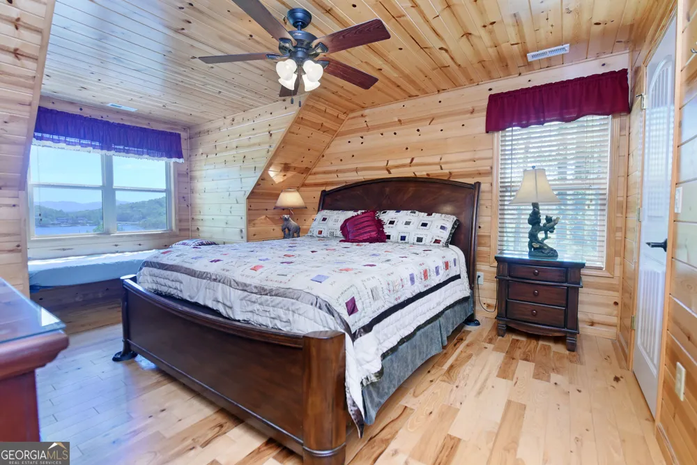 1929 Lakeview Summit DR Young Harris, GA 30582