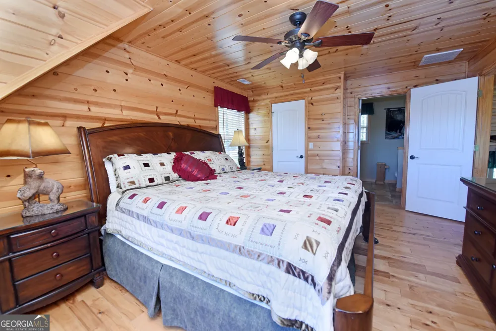 1929 Lakeview Summit DR Young Harris, GA 30582