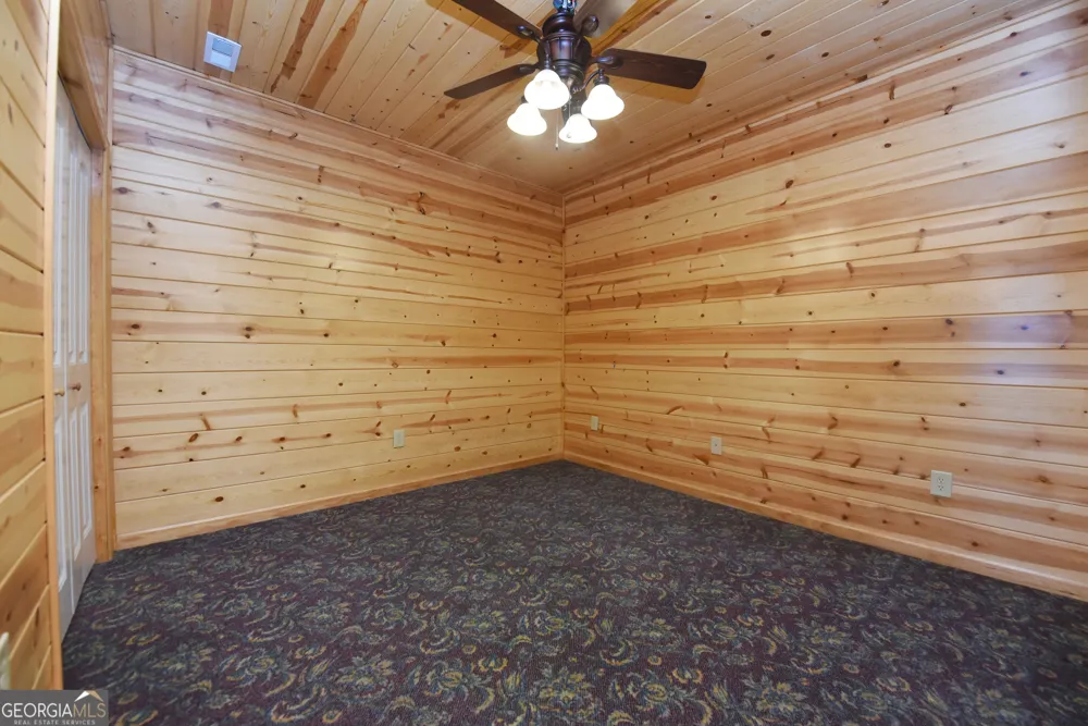 1929 Lakeview Summit DR Young Harris, GA 30582