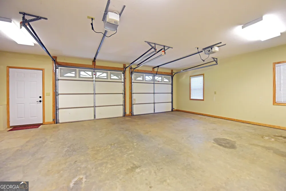 1929 Lakeview Summit DR Young Harris, GA 30582