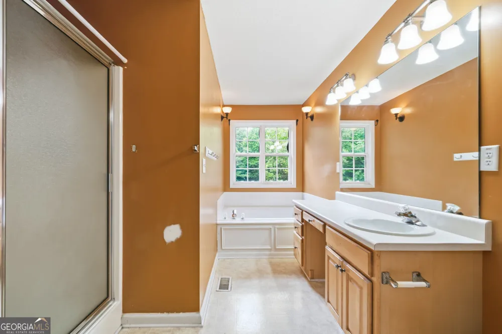 89 Providence Lake RD Tallapoosa, GA 30176