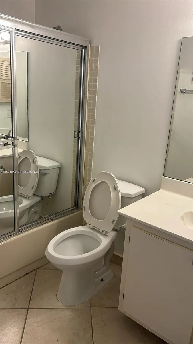 3 Finsbury Ln Boynton Beach, FL 33426