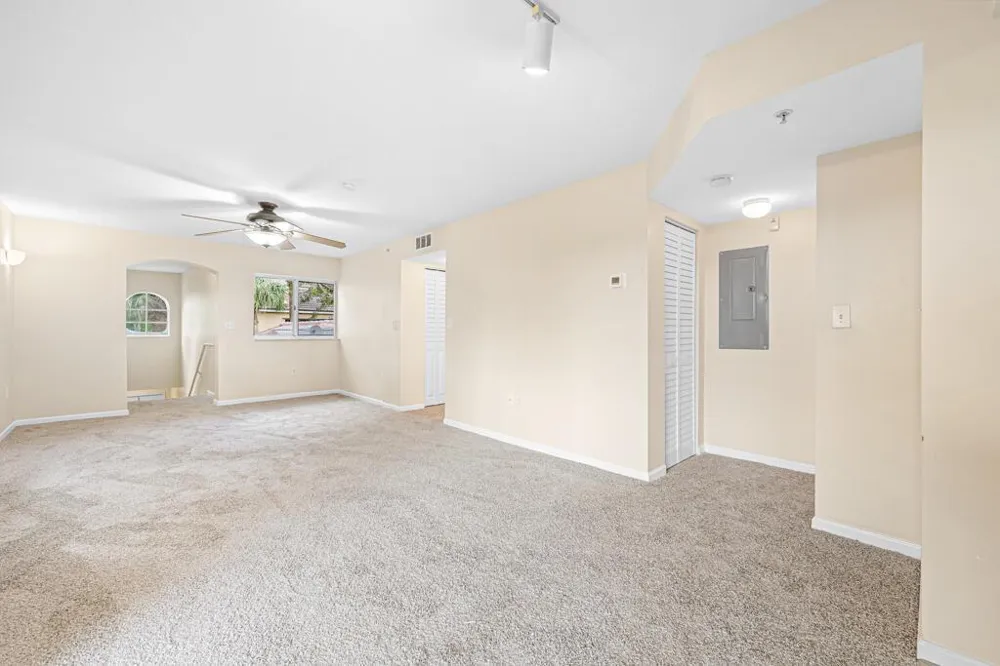 900 Scotia Drive #206 Hypoluxo, FL 33462