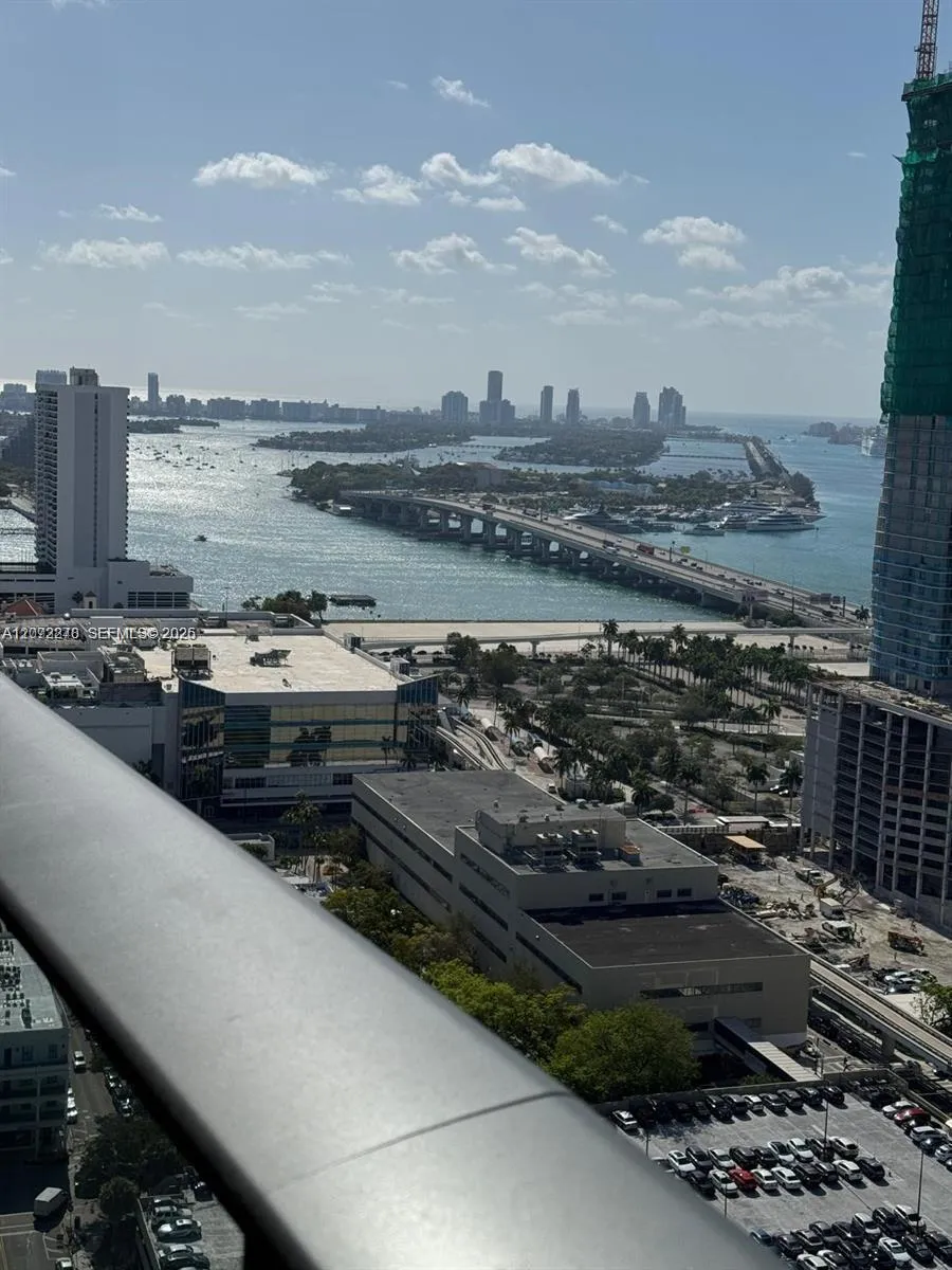 1600 NE 1st Ave #3109 Miami, FL 33132