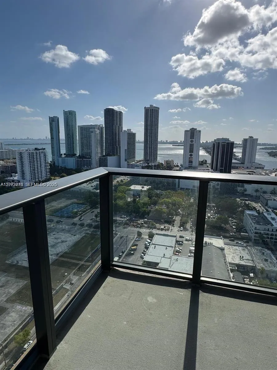 1600 NE 1st Ave #3109 Miami, FL 33132