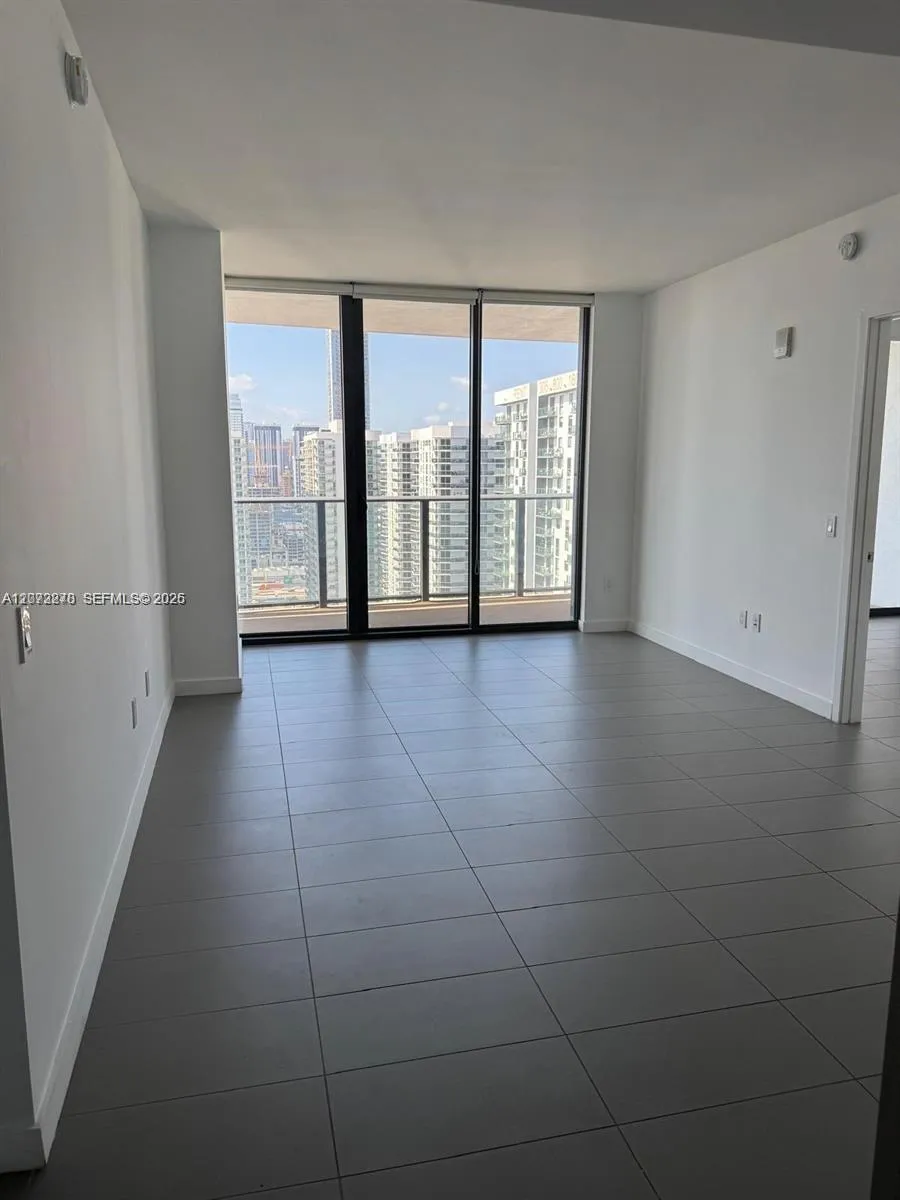 1600 NE 1st Ave #3109 Miami, FL 33132
