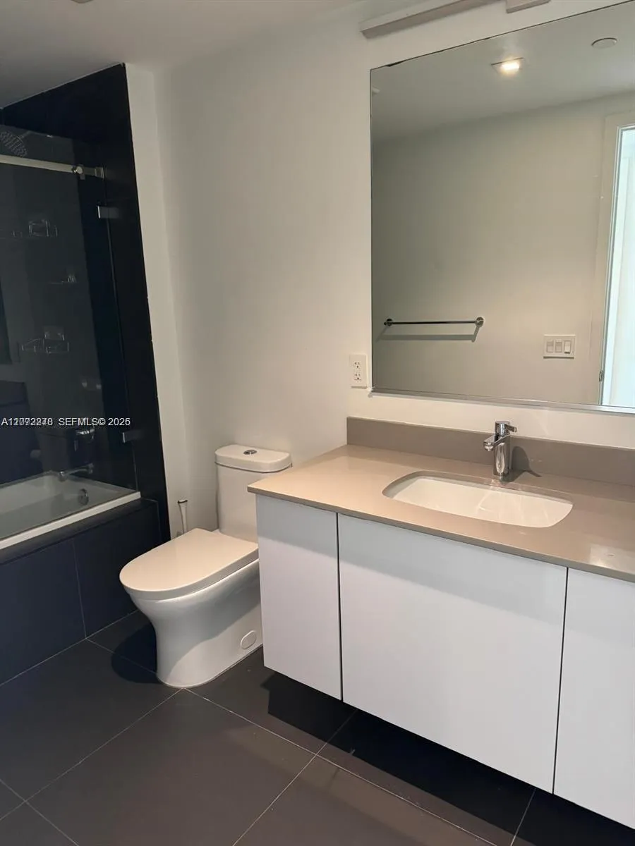 1600 NE 1st Ave #3109 Miami, FL 33132