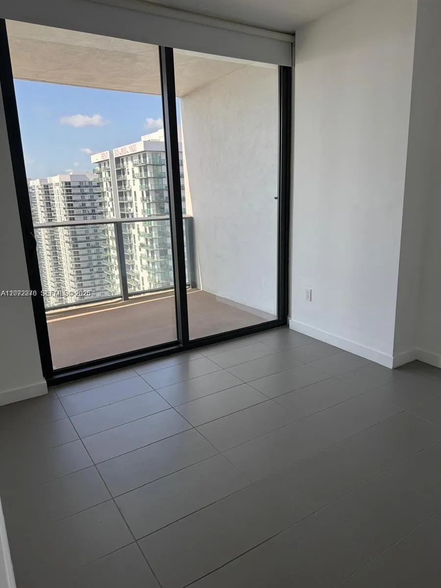 1600 NE 1st Ave #3109 Miami, FL 33132