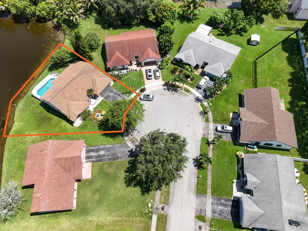 2661 FOREST DRIVE Miramar, FL 33025