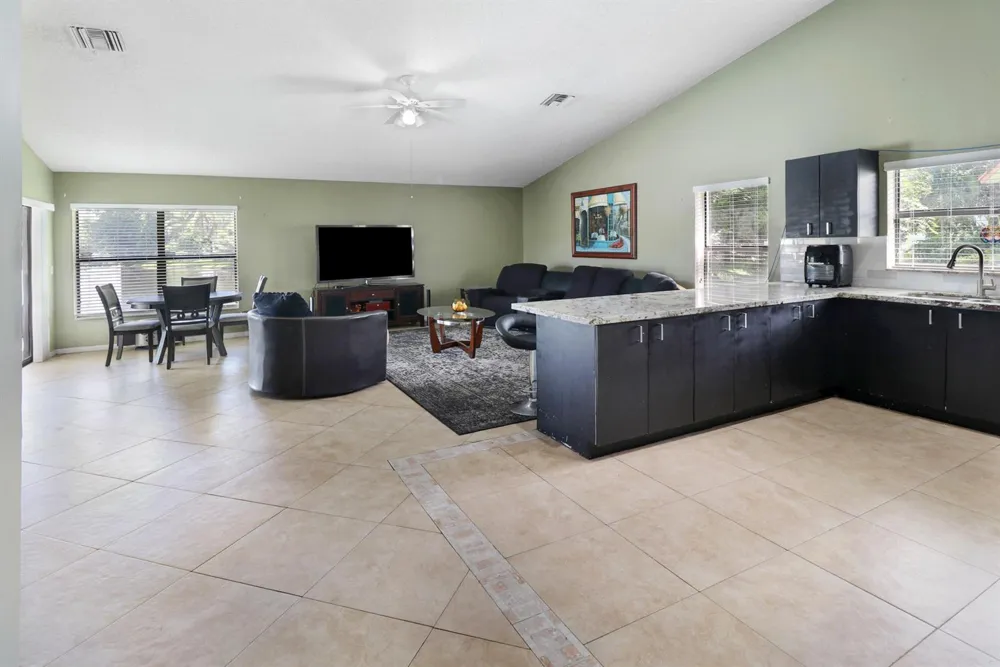 2661 FOREST DRIVE Miramar, FL 33025