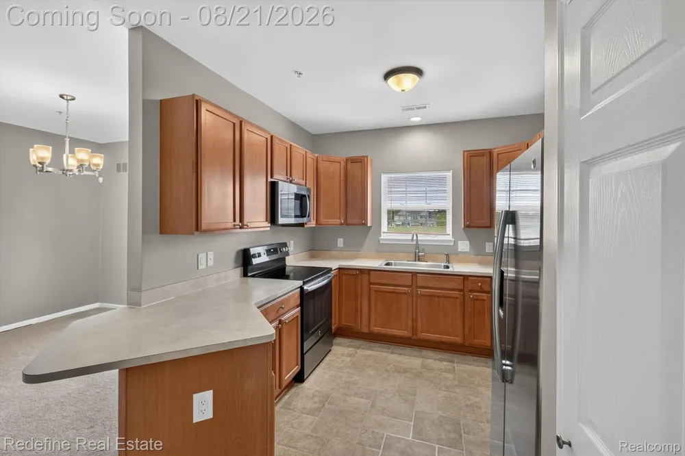 10200 W Midway Court #102 Commerce Charter Township, MI 48390
