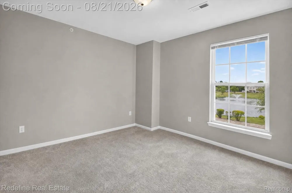 10200 W Midway Court #102 Commerce Charter Township, MI 48390