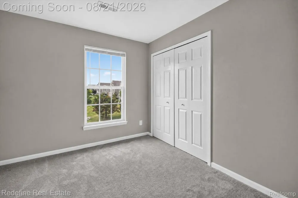 10200 W Midway Court #102 Commerce Charter Township, MI 48390