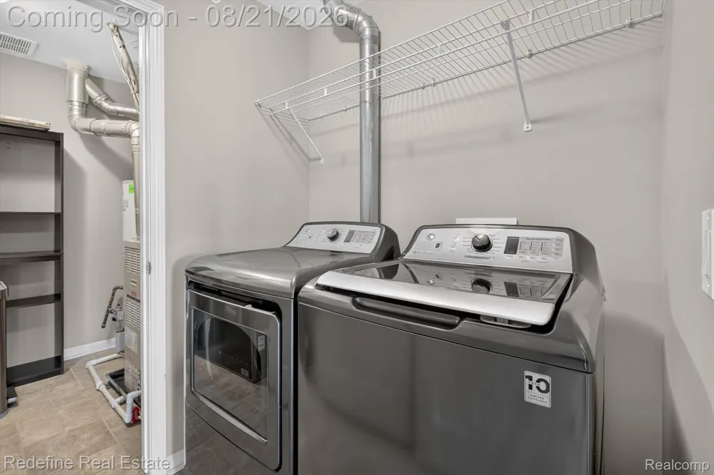 10200 W Midway Court #102 Commerce Charter Township, MI 48390