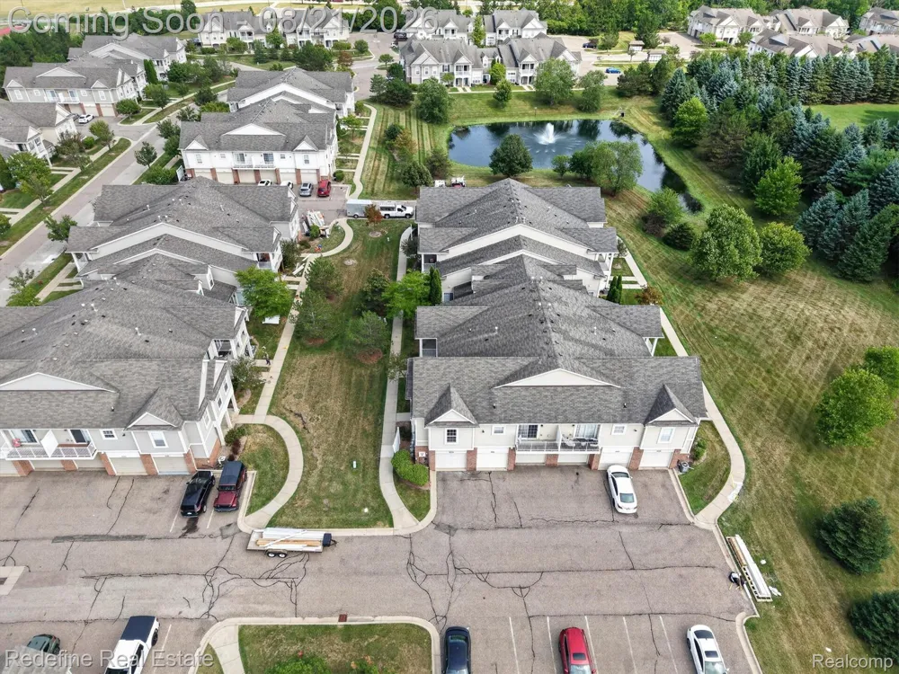10200 W Midway Court #102 Commerce Charter Township, MI 48390