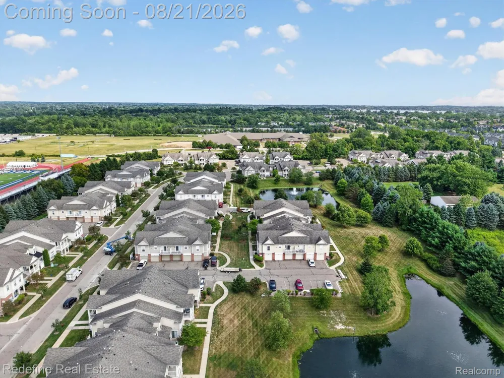 10200 W Midway Court #102 Commerce Charter Township, MI 48390