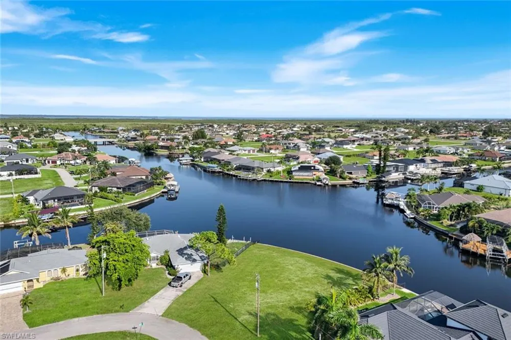3713 NW 14th Street Cape Coral, FL 33993