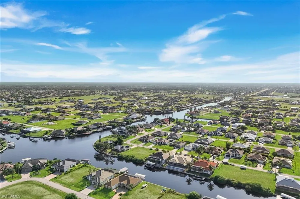 3713 NW 14th Street Cape Coral, FL 33993