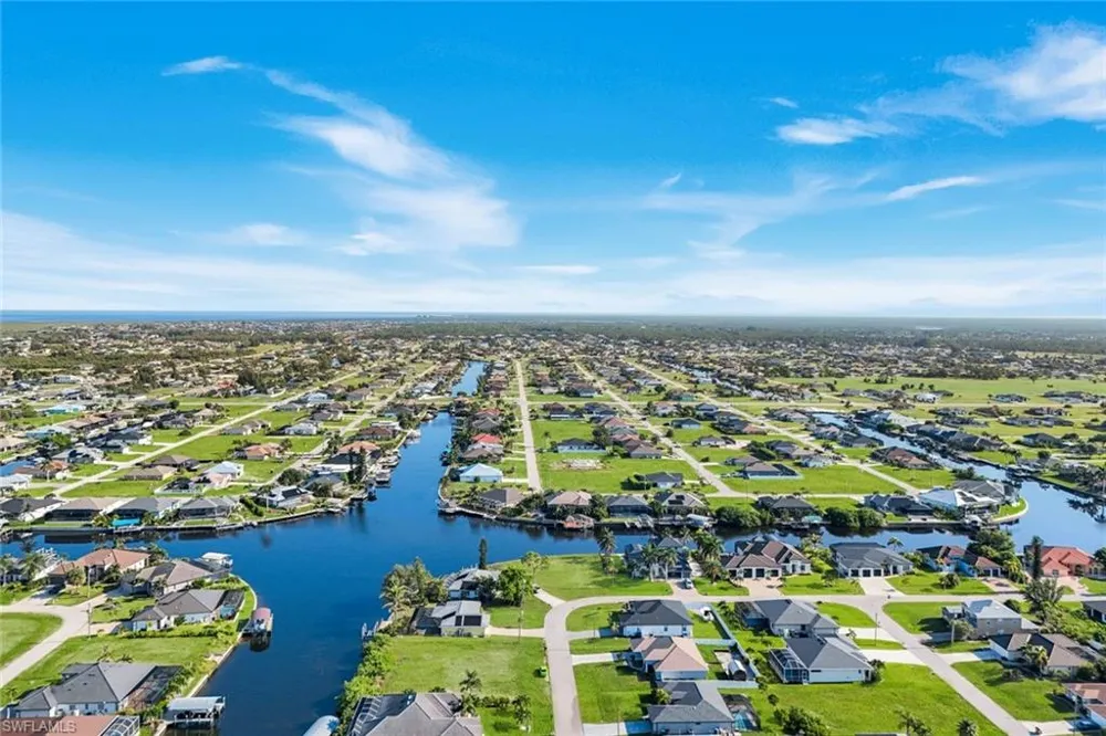 3713 NW 14th Street Cape Coral, FL 33993