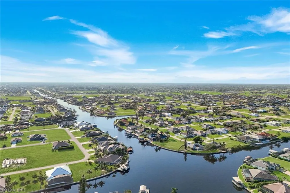 3713 NW 14th Street Cape Coral, FL 33993