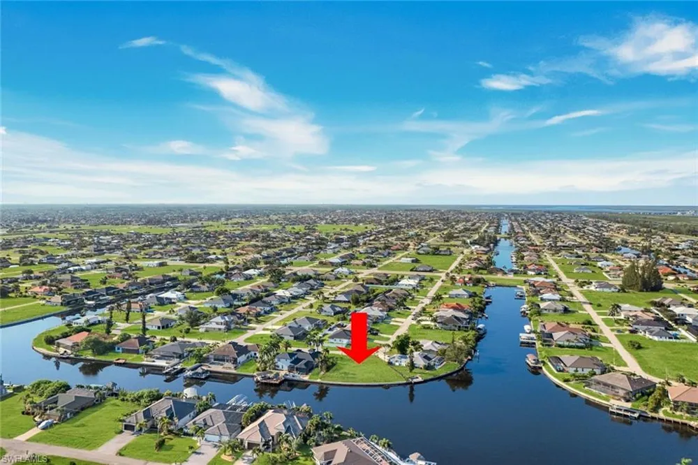 3713 NW 14th Street Cape Coral, FL 33993