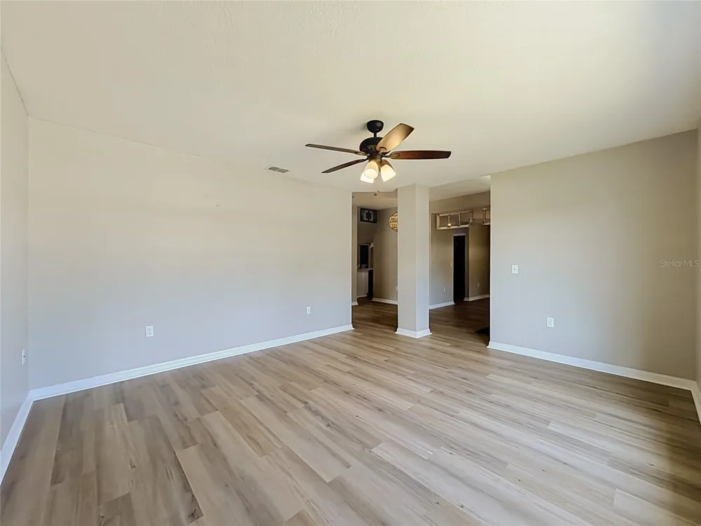 6843 ASHBURY DRIVE Lakeland, FL 33809