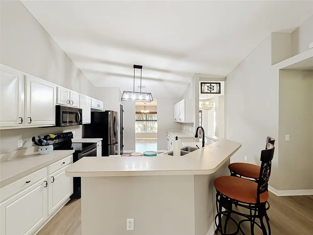 6843 ASHBURY DRIVE Lakeland, FL 33809