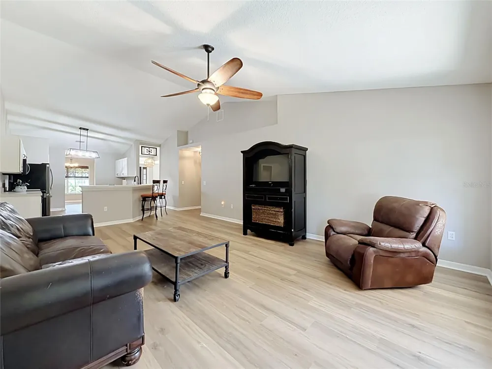 6843 ASHBURY DRIVE Lakeland, FL 33809