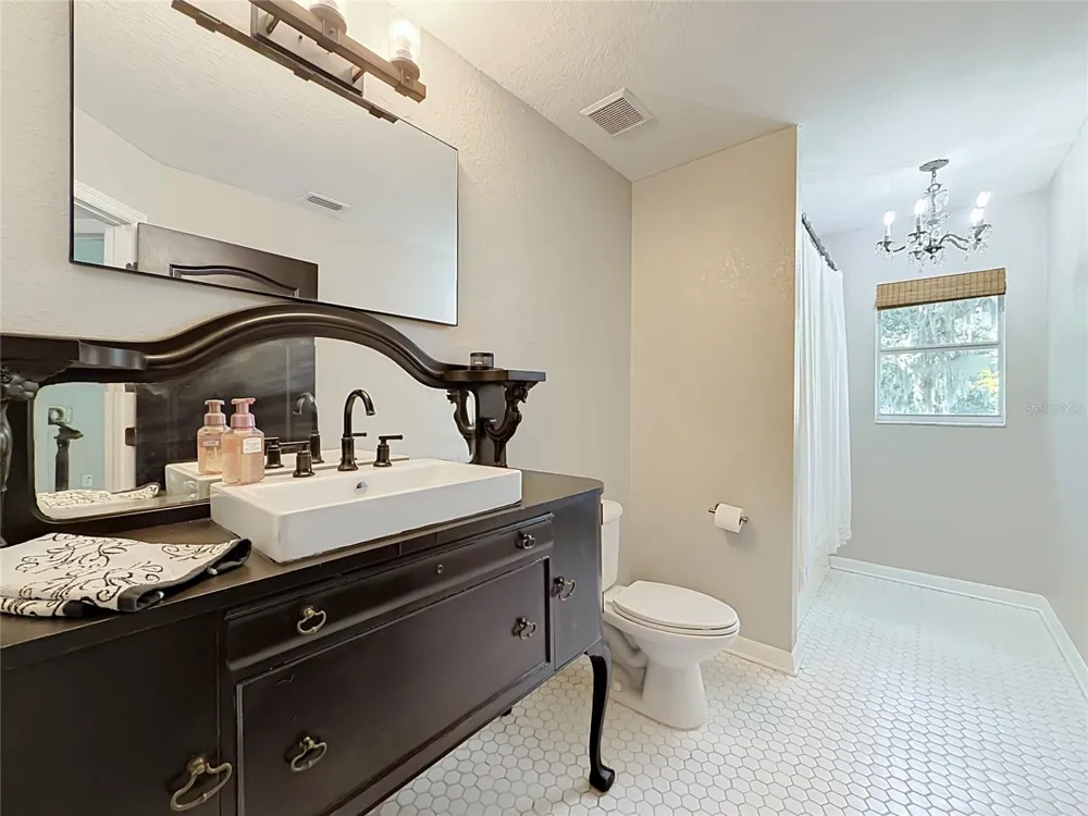 6843 ASHBURY DRIVE Lakeland, FL 33809