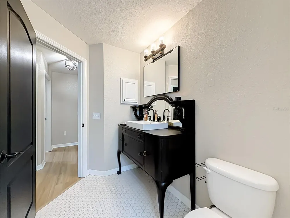 6843 ASHBURY DRIVE Lakeland, FL 33809