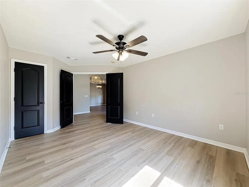 6843 ASHBURY DRIVE Lakeland, FL 33809
