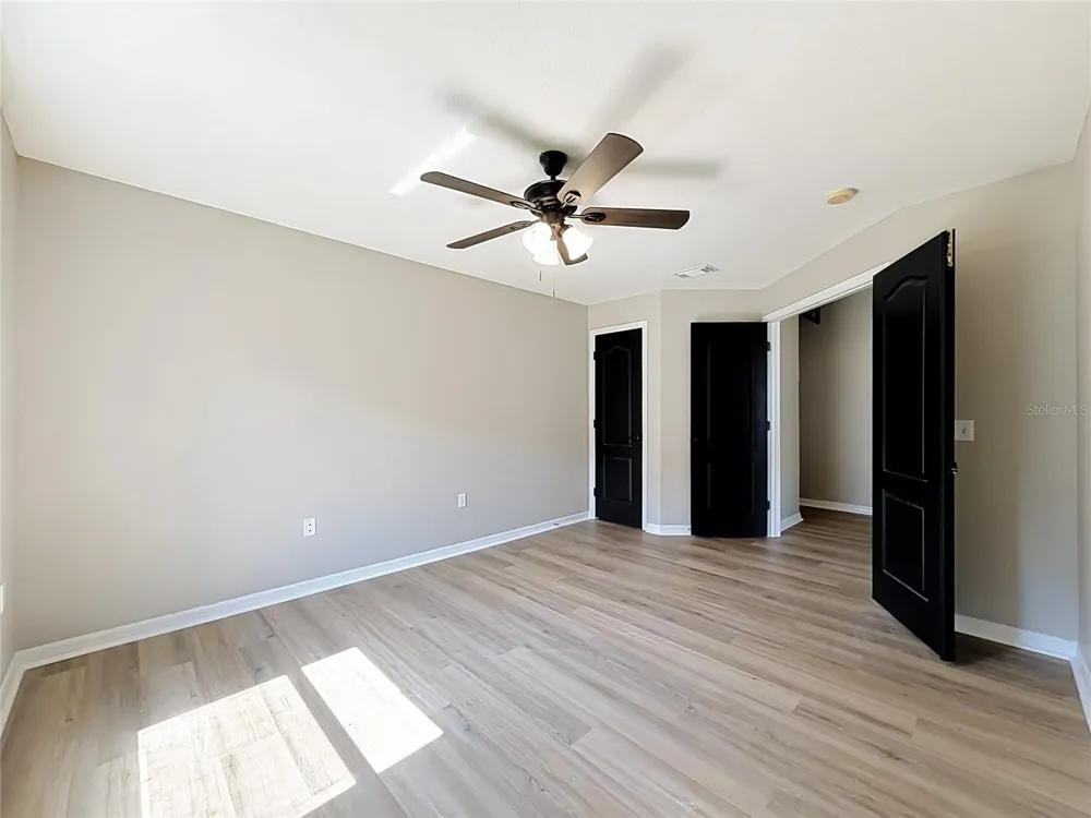 6843 ASHBURY DRIVE Lakeland, FL 33809