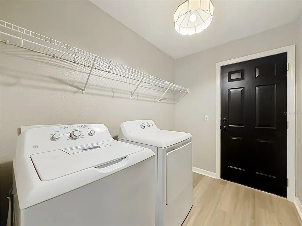 6843 ASHBURY DRIVE Lakeland, FL 33809