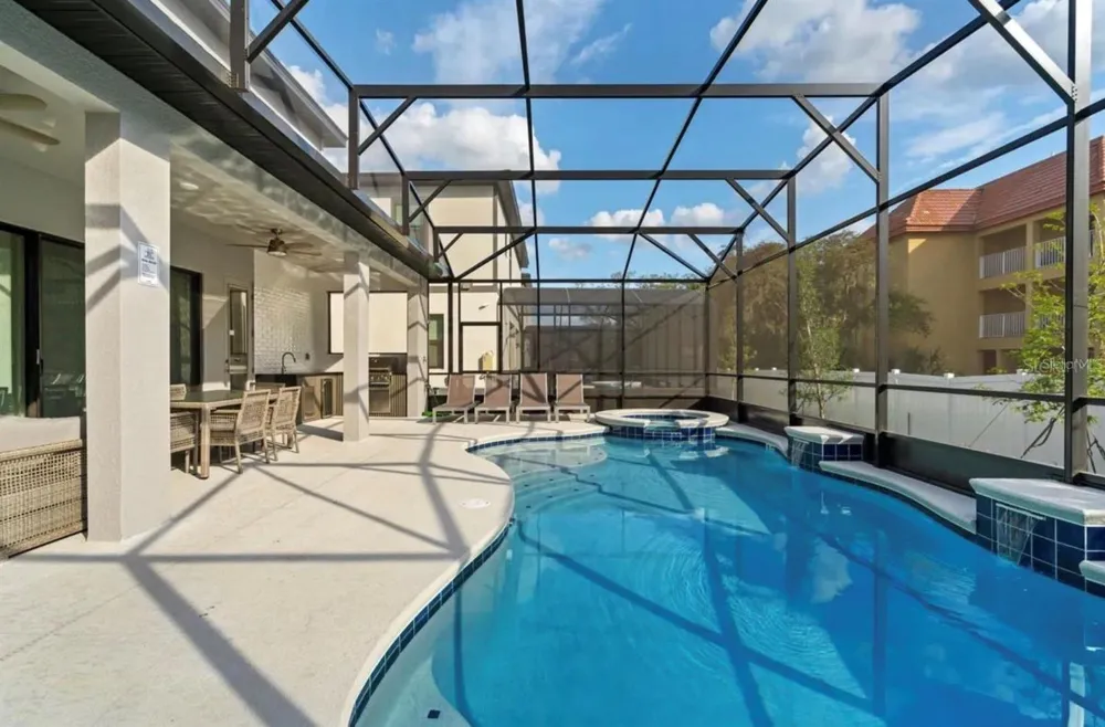 5803 HIGH SEAS DRIVE Orlando, FL 32821