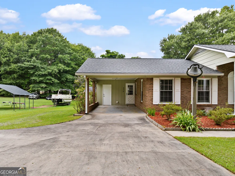 576 Reeceburg RD SE Silver Creek, GA 30173