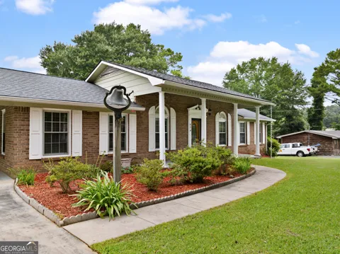 576 Reeceburg RD SE