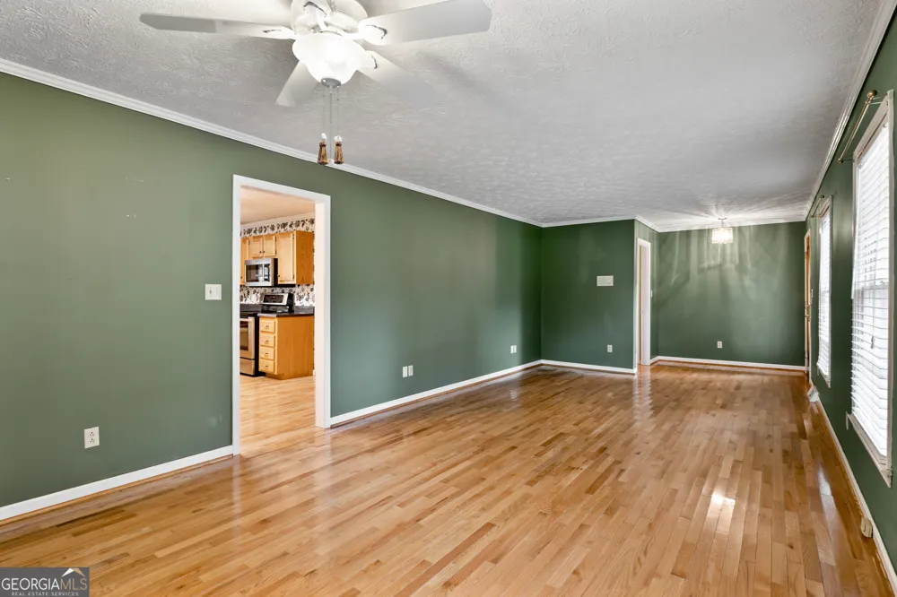 576 Reeceburg RD SE Silver Creek, GA 30173