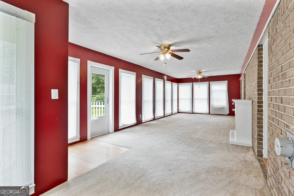 576 Reeceburg RD SE Silver Creek, GA 30173