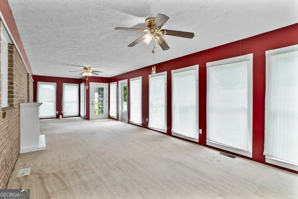 576 Reeceburg RD SE Silver Creek, GA 30173