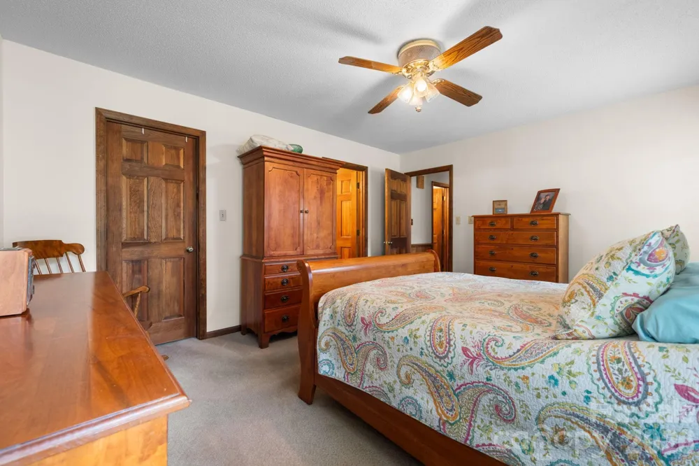 1316 Oak Canopy Road Lincolnton, NC 28092