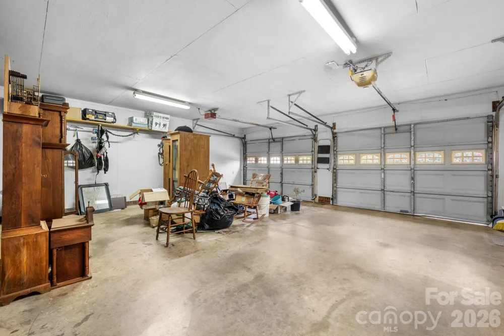 1316 Oak Canopy Road Lincolnton, NC 28092
