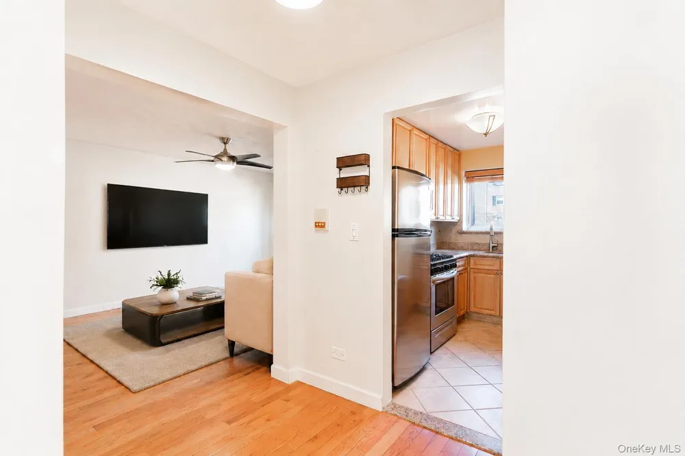 66-12 Grand Central Parkway #1B Forest Hills, NY 11375