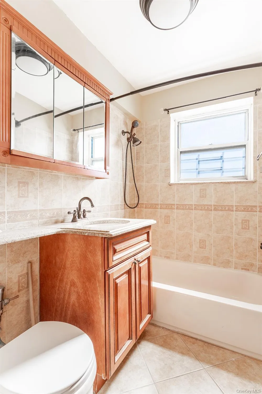 66-12 Grand Central Parkway #1B Forest Hills, NY 11375