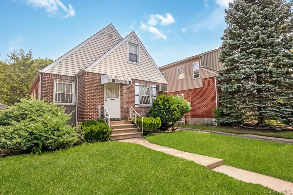 5615 196th Street Fresh Meadows, NY 11365