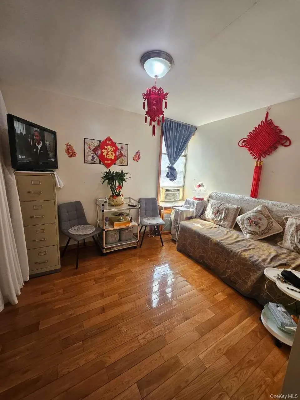 43-43 kissena Blvd #402 Flushing, NY 11355