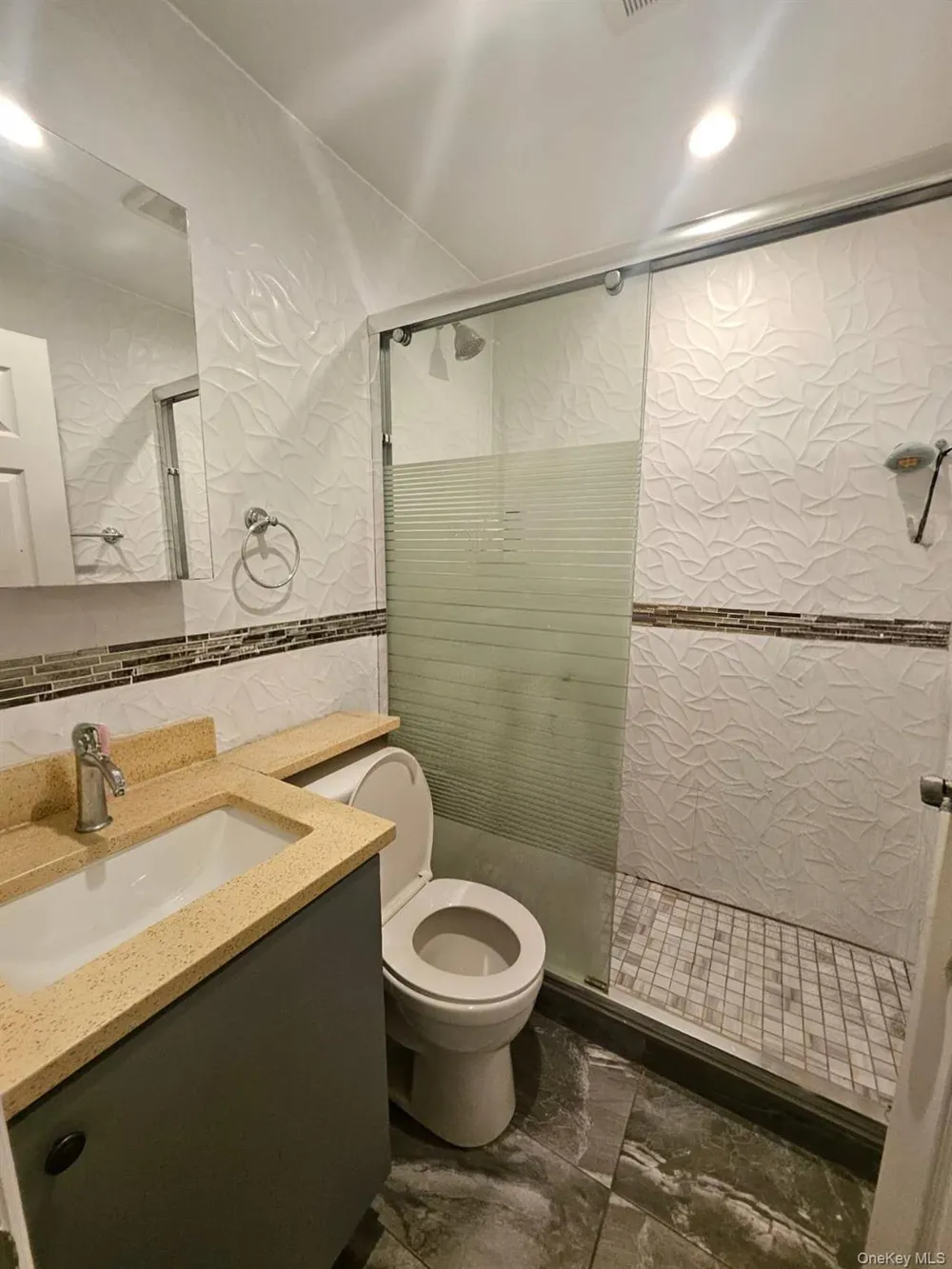 43-43 kissena blvd #306 Flushing, NY 11355