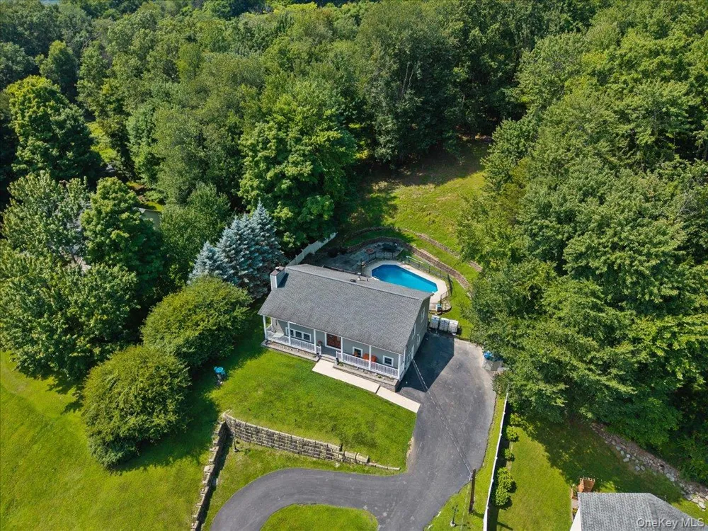 131 Lake Road Salisbury Mills, NY 12577