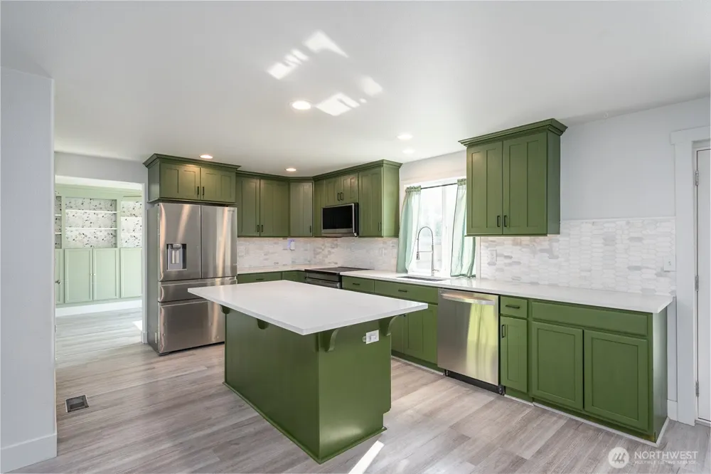 1916 Allen Avenue Moses Lake, WA 98837